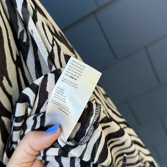 Free people large sheer, zebra print blouse top shirt, large - Picture 10 of 11